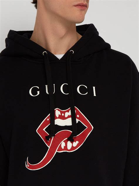 gucci black face red lips and bow sweater|Gucci boycott.